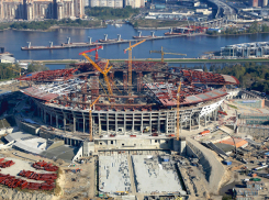 Подрядчик начал укреплять берег у нового стадиона «Волгоград Арена»