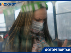 Количество людей на улице в период длинных выходных показал волгоградский фотограф