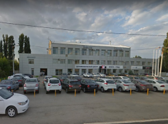 Более 60 волгоградцев требуют возбудить уголовное дело в отношении автосалона «Волга-град»
