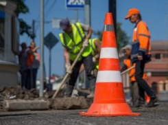 Вторую Продольную Волгограда комплексно ремонтируют 