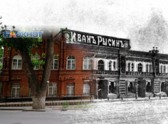 Тогда и сейчас: Дом архитектора в Волгограде, который принадлежал торговцам церковной утварью и золотом