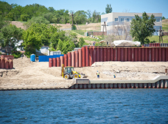 Берегоукрепление у «Волгоград Арена» выполнено на 65%