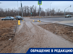 Открытие новых дорог заставило волгоградцев ездить по тротуарам с детьми в Волгограде