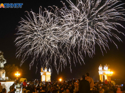 Фейерверк прогремит на День города в Волгограде: где смотреть   