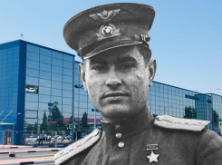 В честь потерявшего ноги летчика назвали Волгоградский аэропорт, - экс-вице-мэр объяснил недовольство переименованием 