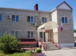 В Жирновске ведется розыск поджигателей суда