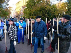 Волгоград очистят от политической рекламы на субботнике