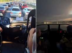 Мощные пробки начали объезжать на речном катере в Волгограде 