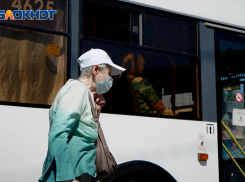 За сутки патрули выявили в Волгограде 117 нарушителей масочного режима