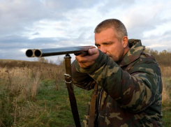 Под Волгоградом мужчина случайно подстрелил себя на охоте