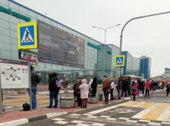 В Волгограде эвакуировали аэропорт