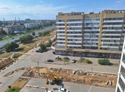 Недовольных строительством дороги под окнами жителей проспекта Жукова в Волгограде обругали за эгоизм 