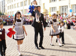 240 тысяч детей сядут за парты 1 сентября в Волгоградской области 