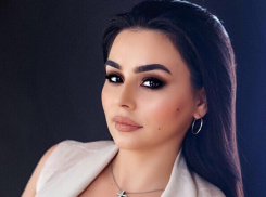 Стробинг и макияж в стиле Nude рекомендует визажист невестам Волгограда