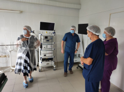 Волгоградские медики принимают до 100 жителей ЛНР в сутки