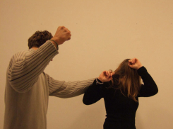 Для 23-летней волгоградки семейная ссора закончилась тяжелыми травмами головы