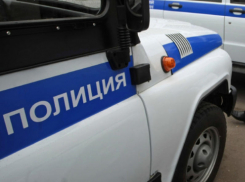 Под Волгоградом два школьника разрушили восемь мемориальных плит на Аллее памяти