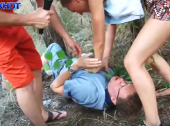 Участницы «Мисс Блокнот Волгограда-2016» довели до обморока известного ресторанного критика Олега Назарова