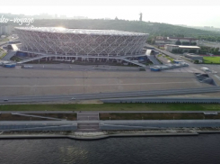 Безлюдный от адской жары Волгоград показали на видео с высоты