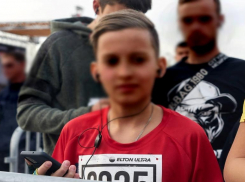 «Помолитесь за него сегодня»: 12-летний волгоградец умер после ДТП по дороге на Elton Ultra