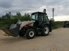 В Волгограде начали снос конюшен усадьбы «Сосновый бор»