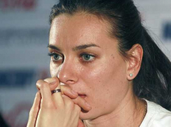 Елена Исинбаева похоронила сегодня маму