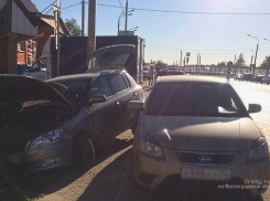 Водитель грузовой «Газели» устроил тройное ДТП под Волгоградом: пострадал 4-летний пассажир 