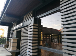 В популярном кафе в центре Волгограда ликвидируют последствия пожара на праздники