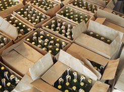 Жителей Осетии осудят за сбыт 42 тысяч бутылок поддельного алкоголя в Волгограде