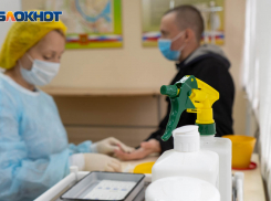 Трое мужчин лечились дома: подробности о погибших от COVID-19 в Волгоградской области на 3 ноября