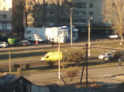 Сбитой на улице Хиросимы волгоградке нужен донор, чтобы выжить