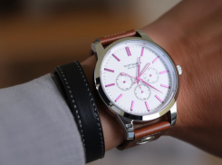 Гламурные наручные часы заказала Волгоградская облдума