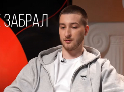 Старший сын олимпийской звезды Евгения Плющенко работает в автосервисе и копит обиды на отца