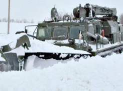 На границе Волгоградской области воинские части приведены в готовность из-за угрозы снежных заносов