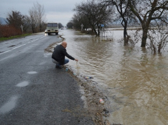 Резкое таяние снега грозит потопом в Иловлинском районе