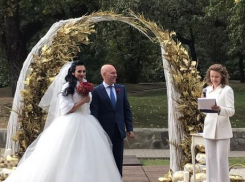 Депутат гордумы Дильман сегодня взял в жены чиновницу мэрии