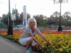 Ирина Гусева нашла и купила редкое лекарство, которое искал для своей мамы мальчик из Волгограда