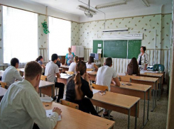 Более тысячи выпускников Волгоградской области написали ЕГЭ по географии и литературе