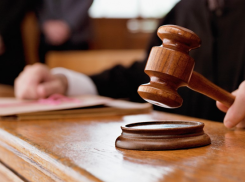 Экс-полицейский попытался скостить себе срок за махинации с оружием под Волгоградом