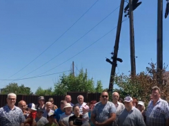 Власти прокомментировали неделю выживания волгоградцев в СНТ без света и воды