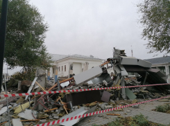 Бывший бар снесли в центре Волгограда ради детской площадки