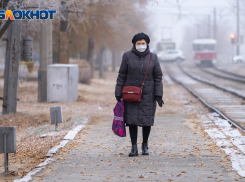 Коронавирус в Волгограде 14 ноября: пациент ковид-центра погиб из-за ранения и массовая закупка лекарств в аптеки