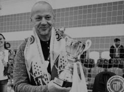 Сыграл за «Ротор» более 300 матчей: умер знаменитый бомбардир Александр Никитин