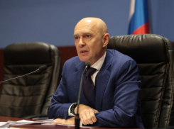 Дома и иномарки изъяли в Волгограде у экс-судьи Сапеги и его семьи 