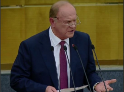 Зюганова предложили трудоустроить в мэрию Волгограда за настойчивое желание переименовать город в Сталинград