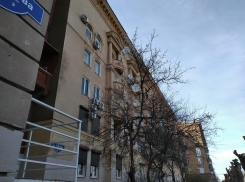 Волгоградка едва не погибла в пожаре в доме на Чуйкова