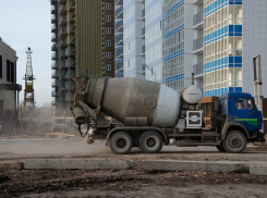 Жители Волгограда уверены, что чиновники не думают о людях при строительстве новых объектов