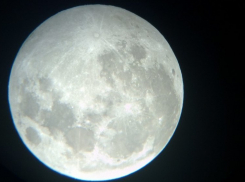 Соцсети Волгограда взорвали фото «супер» Луны