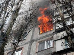 При пожаре под Волгоградом погиб 73-летний курильщик