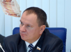 Главу района арестовали на рабочем месте и отправили в СИЗО под Волгоградом